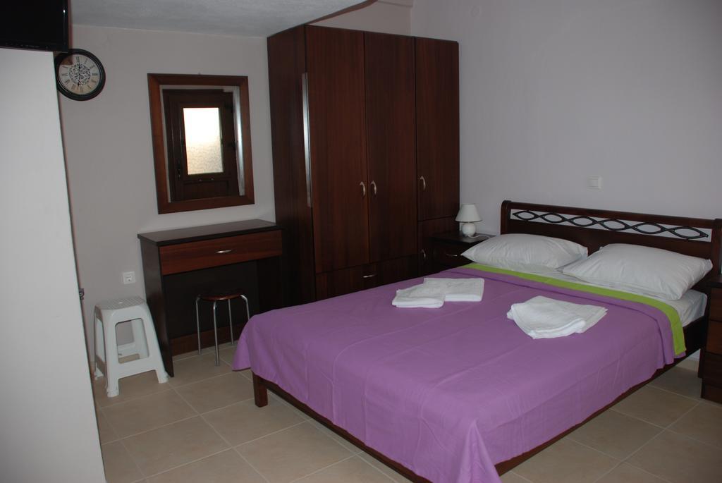 Marianna Apartments نيا رودا الغرفة الصورة